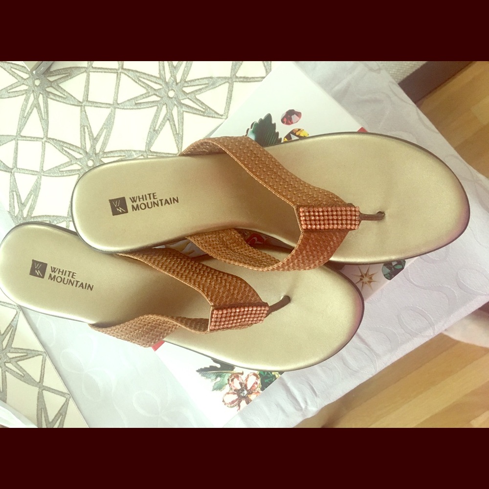 White Mountain Platform Wedge Sandals